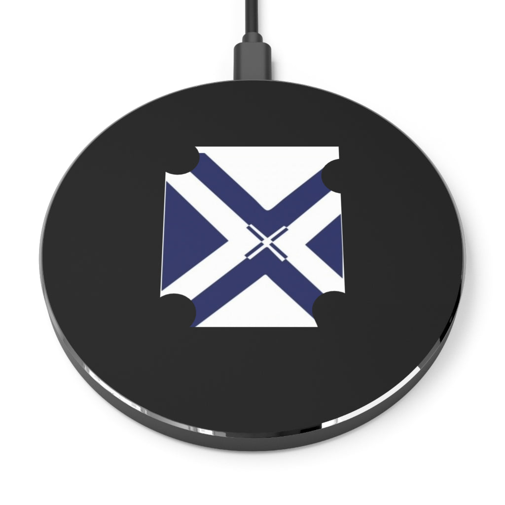 XT7 Wireless Charger with St. Andrew's Saltire Design — Fast Qi Charging Pad