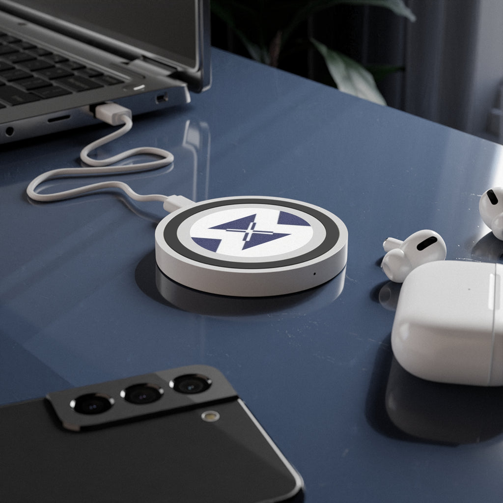 Xt3 Logo Wireless Charging Pad — Fast 5W Qi Phone Charger