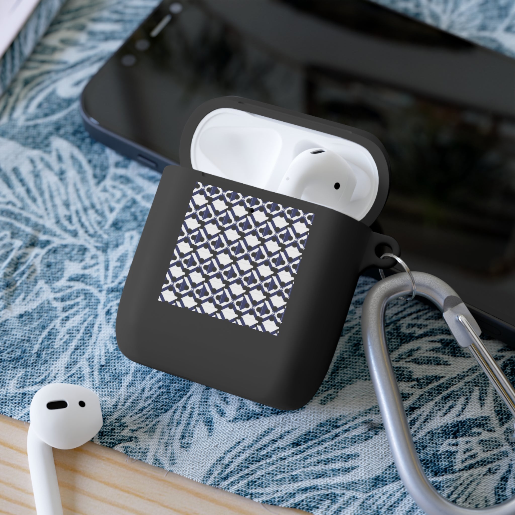 XT9 Blue Tile Pattern AirPods Case