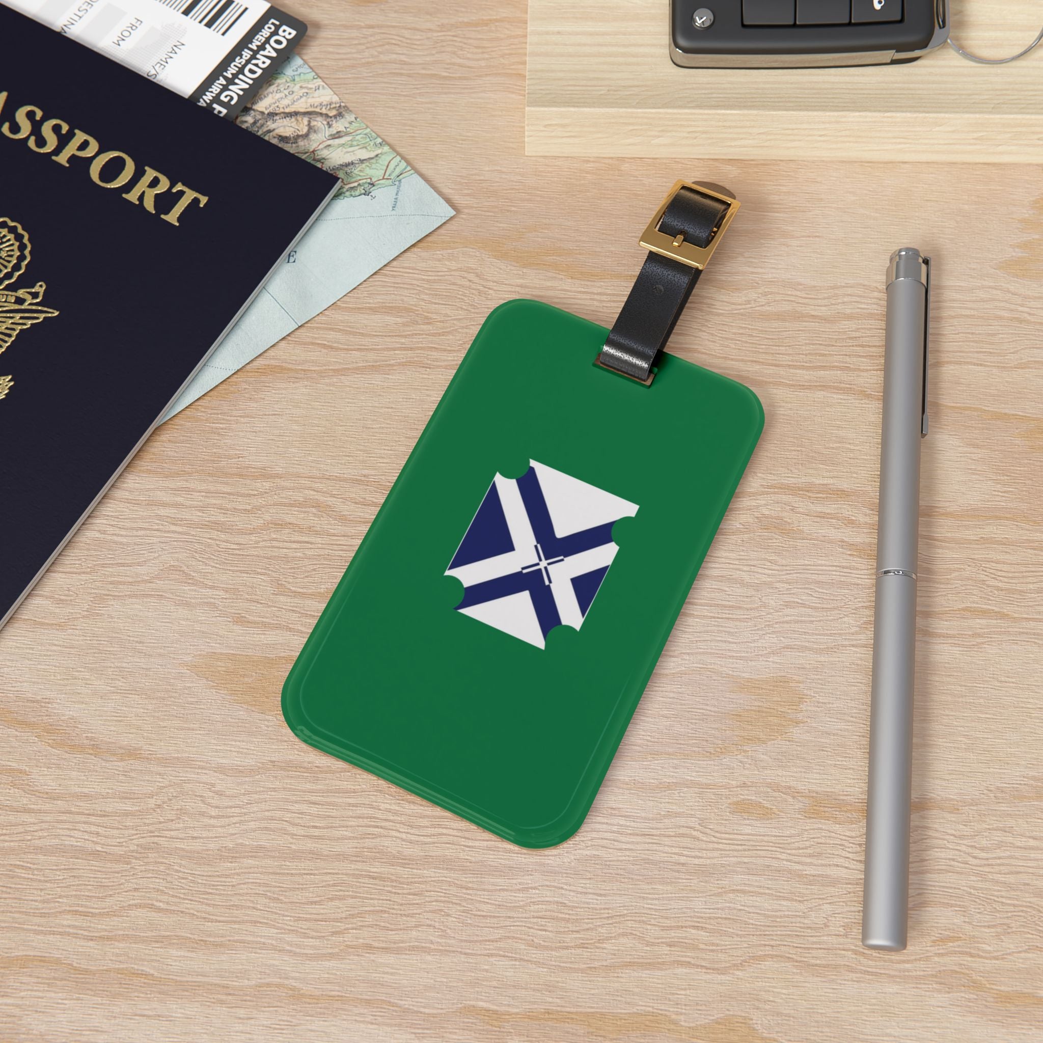 Green XT7 Luggage Tag with Nautical St. Andrew’s Cross Design